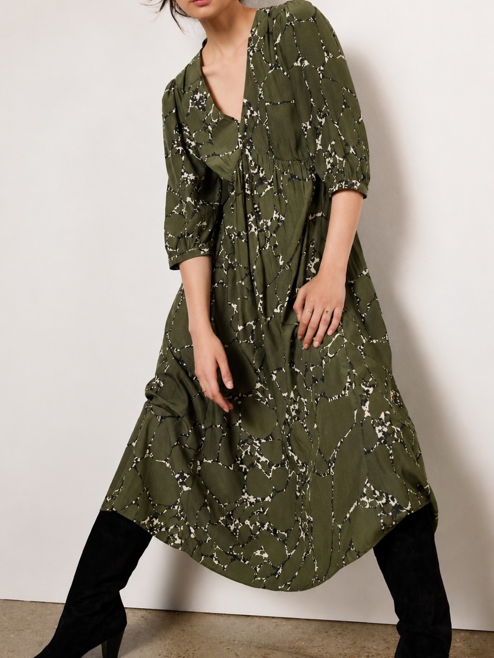 ba&sh Mosiris Leopard Print Midi Dress Green Size 6 | Parisian Boho